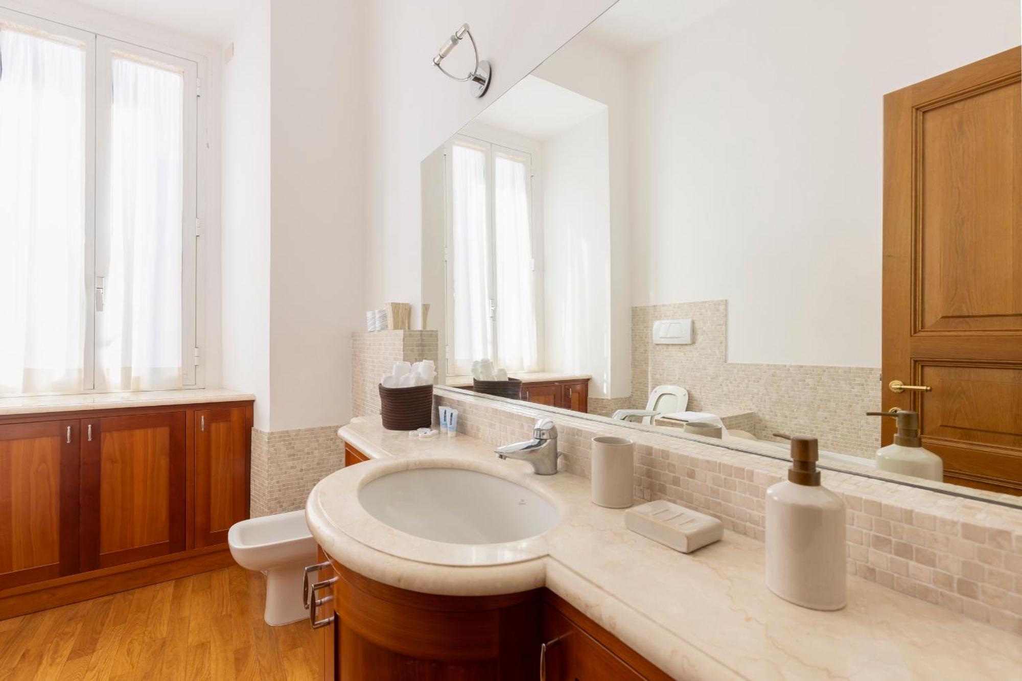 Pantheon In Guest house